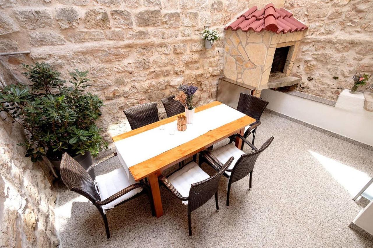 House Heritage * Stari Grad (Hvar)