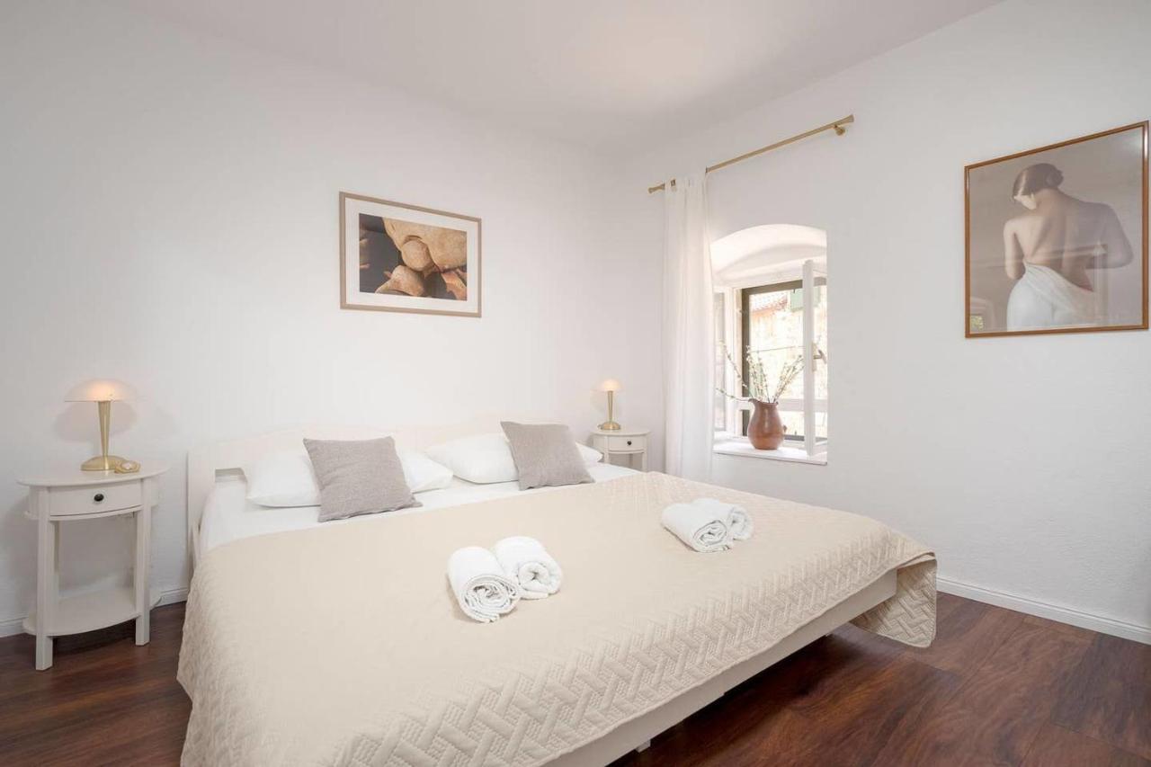 House Heritage Vikendica Stari Grad (Hvar)